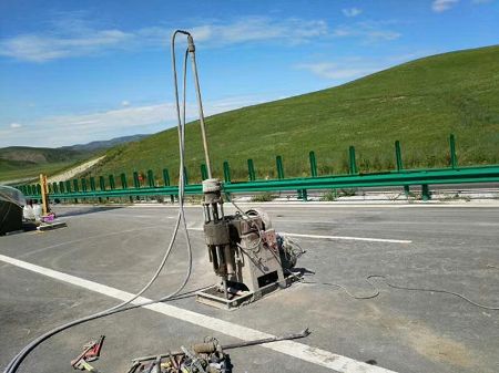 石鼓公路地基基础注浆加固